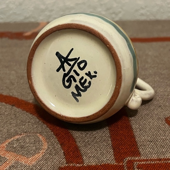 A T Gio Mexican Signed Pottery Creamer/ Milk Pitcher 3" Height - Picture 5 of 6